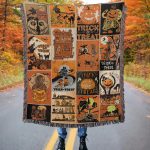 Main 05 Vintage Pumpkin Spooky Season Halloween Woven Throw Blanket, Jack O' Lantern Wall Tapestry, Halloween Watching Movie Blanket, Home Decor Image 5